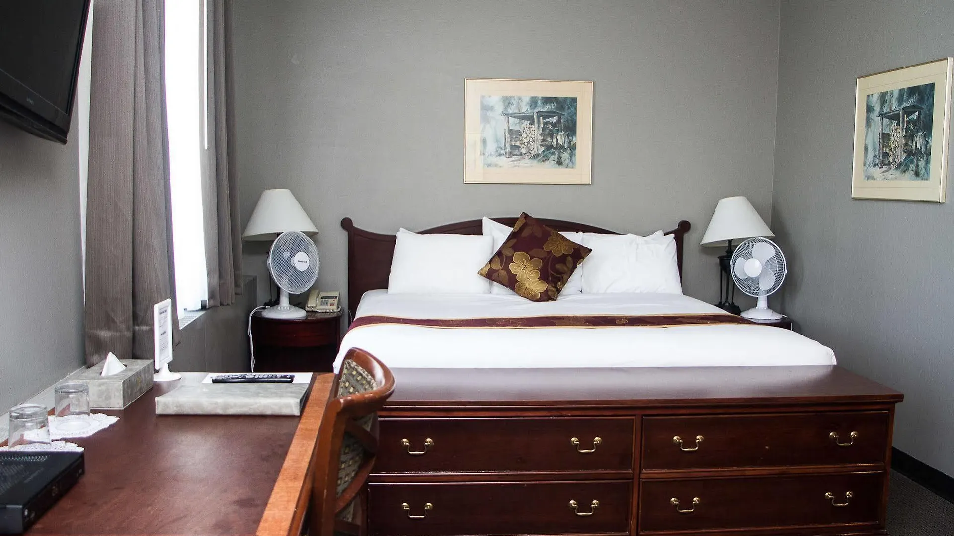 **  King Edward Hotel Banff Canada